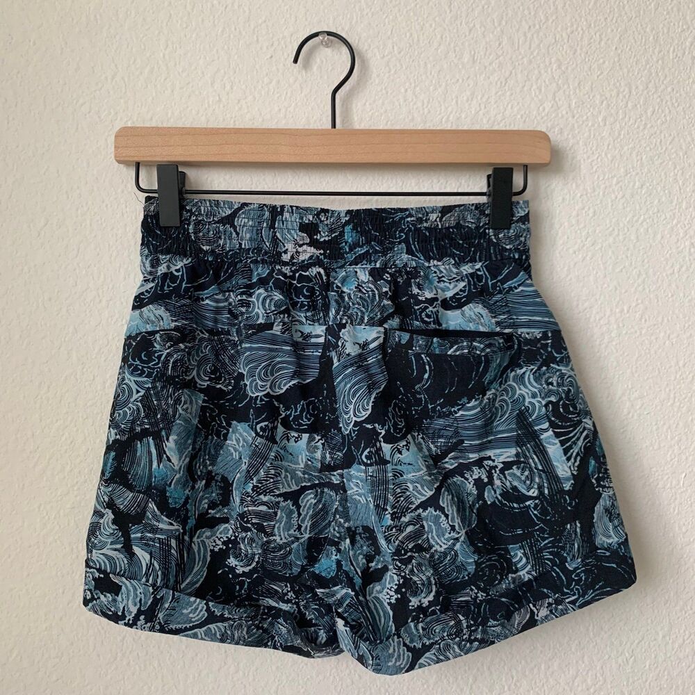 Lululemon Spring Break Away 3” Short Size 2 - Picture 5 of 9